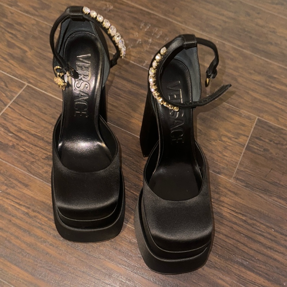 Versace Embellished Ankle Loop Pumps